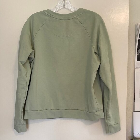 Like New, Patagonia Women's Size Medium Sage Green Raglan Sleeve Sweatshirt - Picture 2 of 8